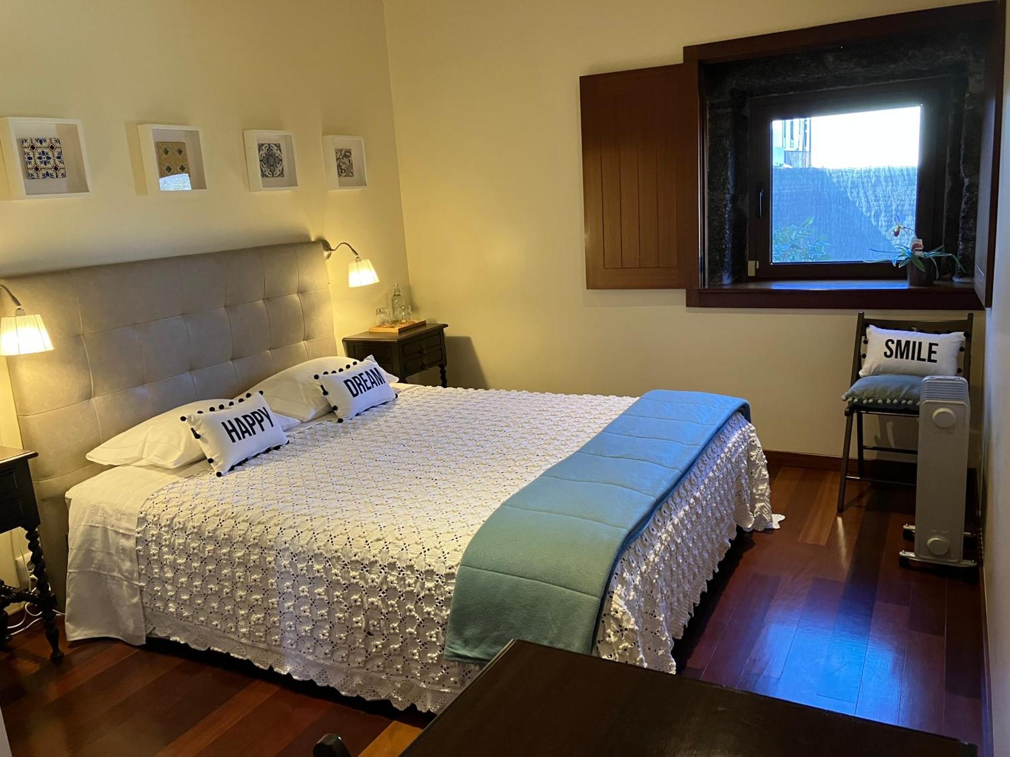 Bergui Guesthouse - Em Guimaraes Desde 2017 Exterior foto